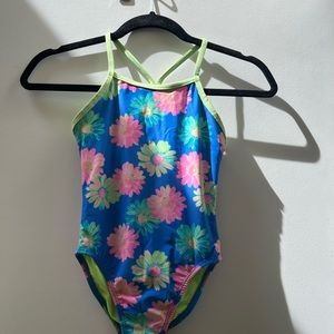 Girls one piece bathing suit